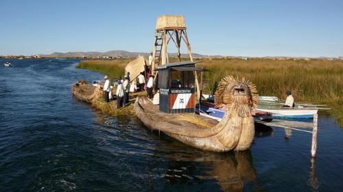 Puno_14_les_iles_uros