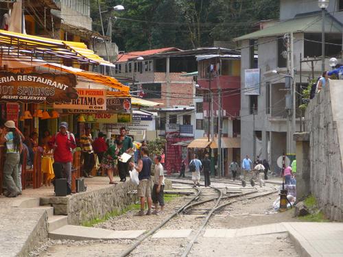 Machu_picchu_6_aguas_caliente